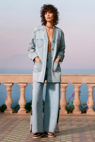 Look 8